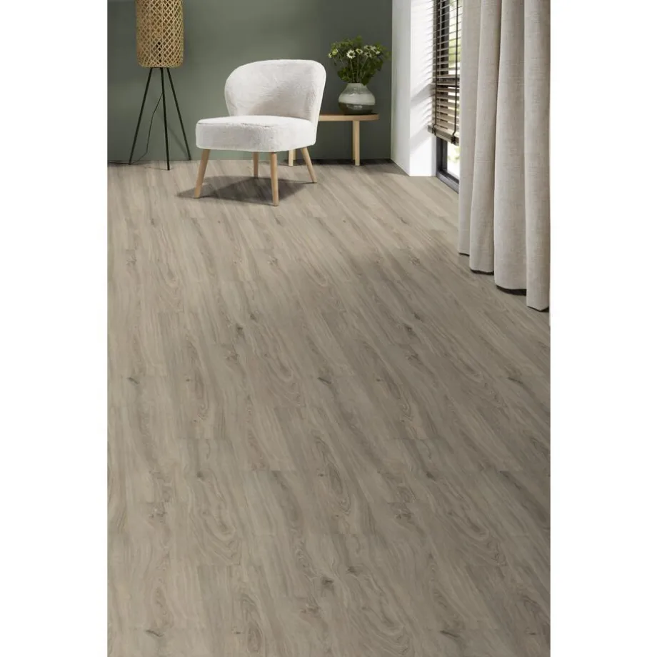 vinyl-hugo-grijs-eiken-GgUZYxaq-2.webp Best Kwantum Vinyl Hugo Grijs Eiken Je Berekent Hoeveel Meters Je Nodig Hebt Door Lengte En Breedte In Te Vullen